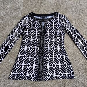 Inc Black & White top petite /Small